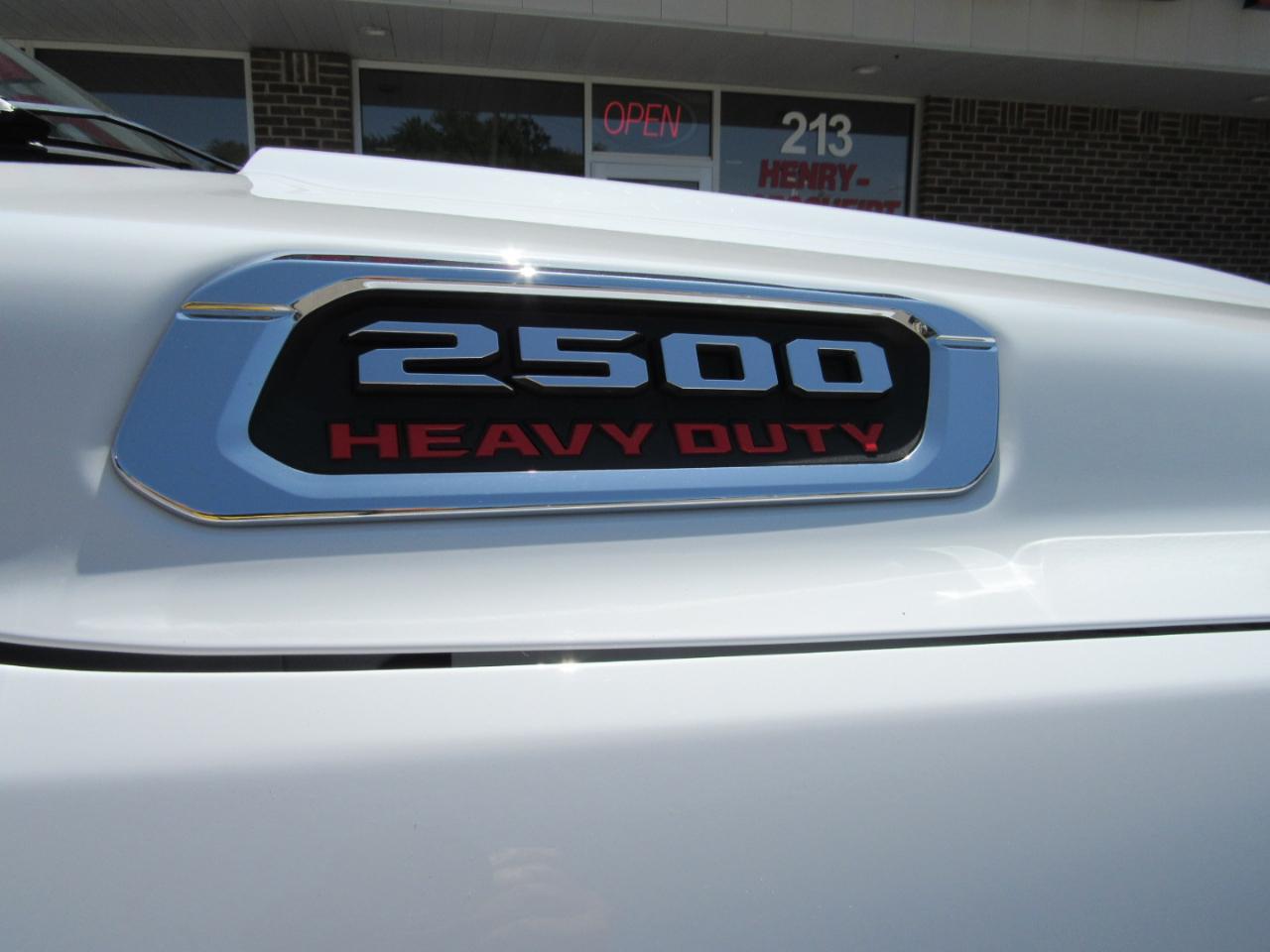 RAM 2500 Laramie Crew Cab 4WD 2024