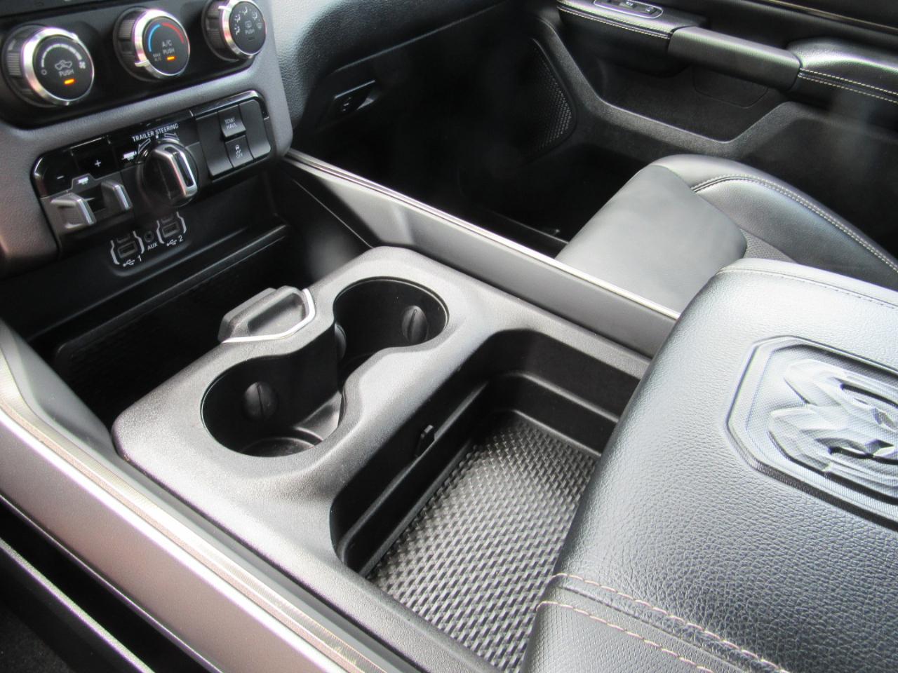 RAM 1500 Rebel Crew Cab 4WD 2021