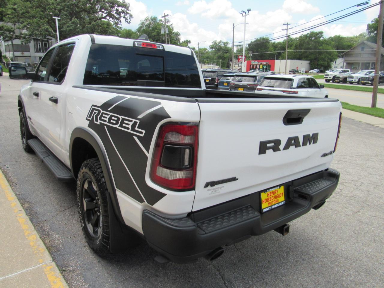 RAM 1500 Rebel Crew Cab 4WD 2021