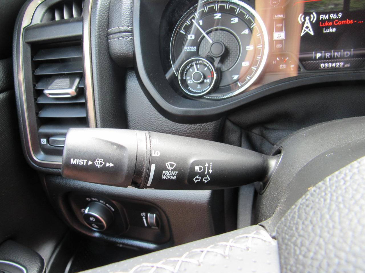 RAM 1500 Rebel Crew Cab 4WD 2021