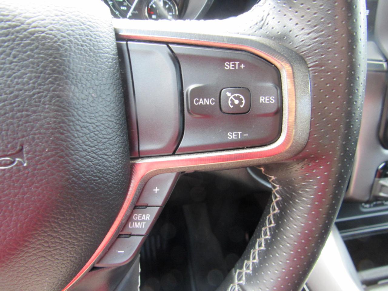 RAM 1500 Rebel Crew Cab 4WD 2021