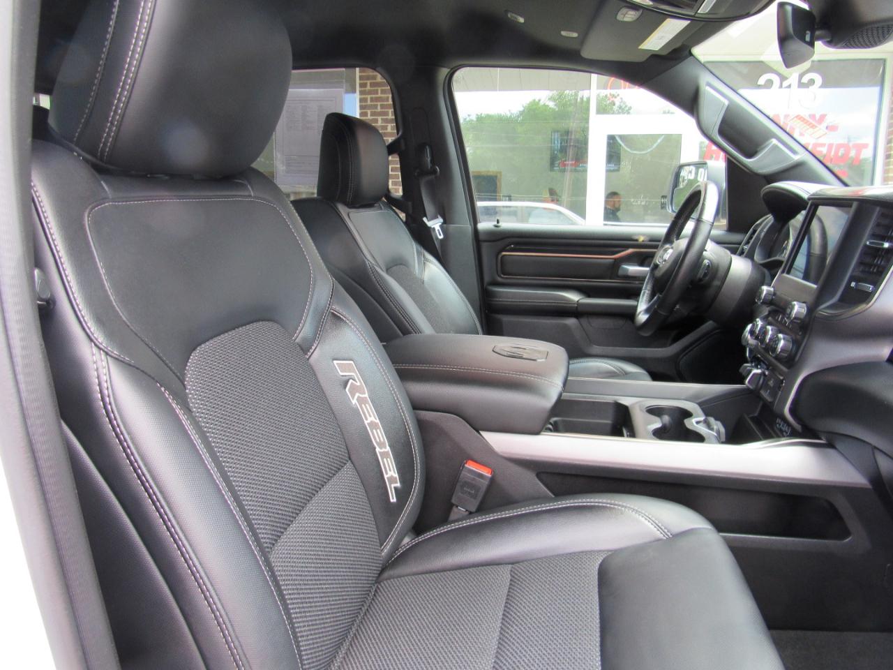 RAM 1500 Rebel Crew Cab 4WD 2021