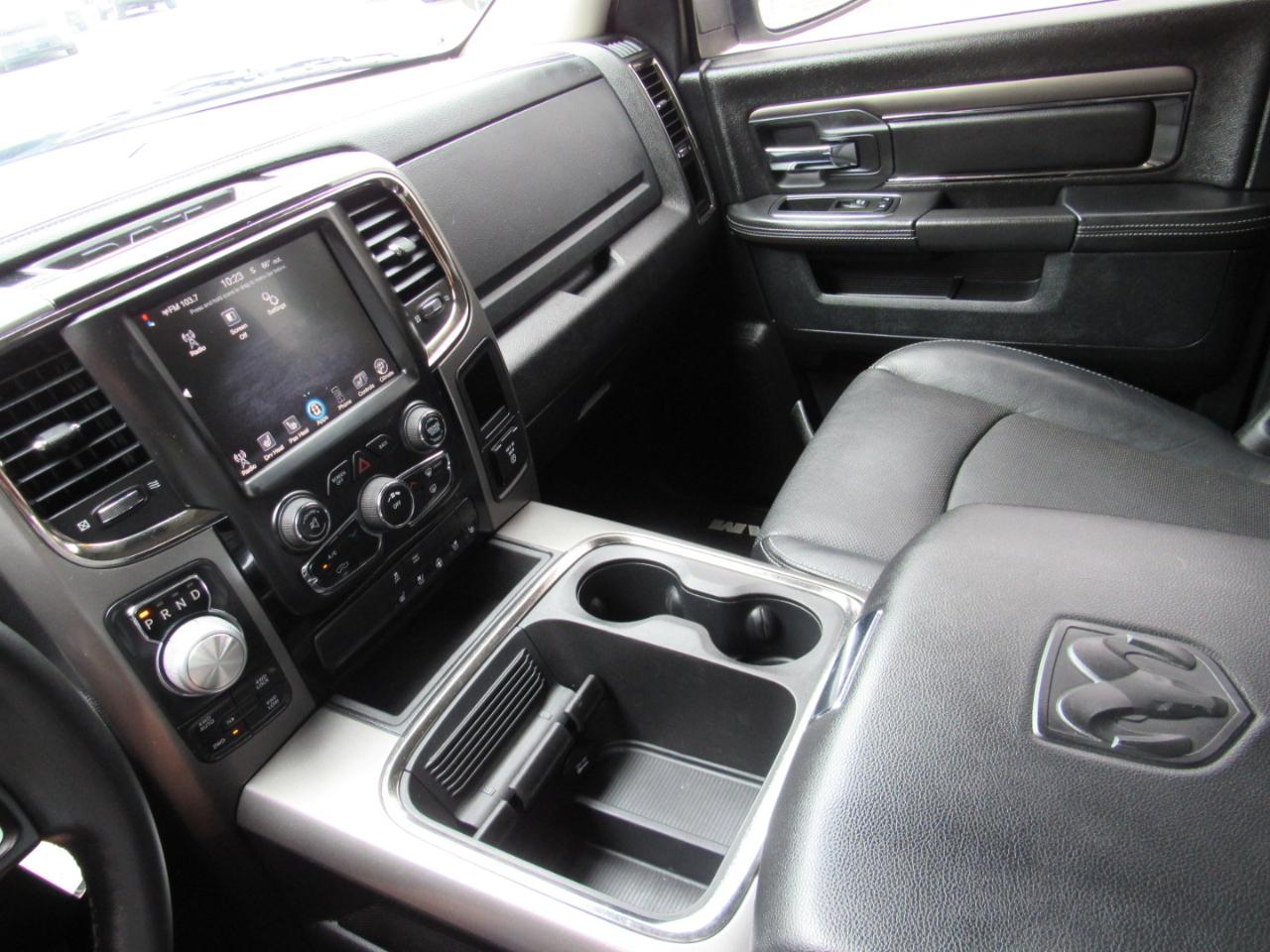 RAM 1500 Sport Crew Cab 4WD 2017