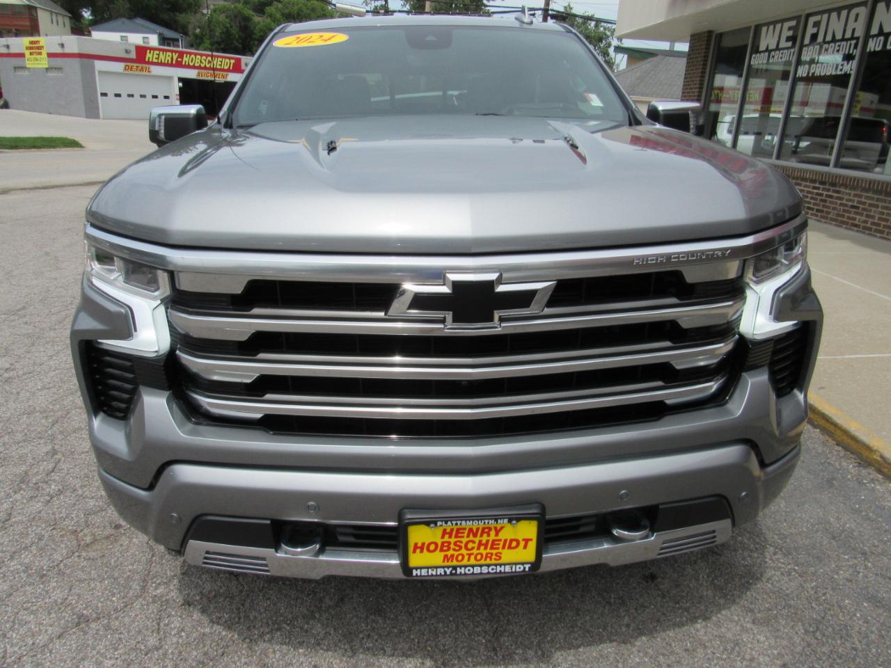 Chevrolet Silverado 1500 High Country Crew Cab 4WD 2024