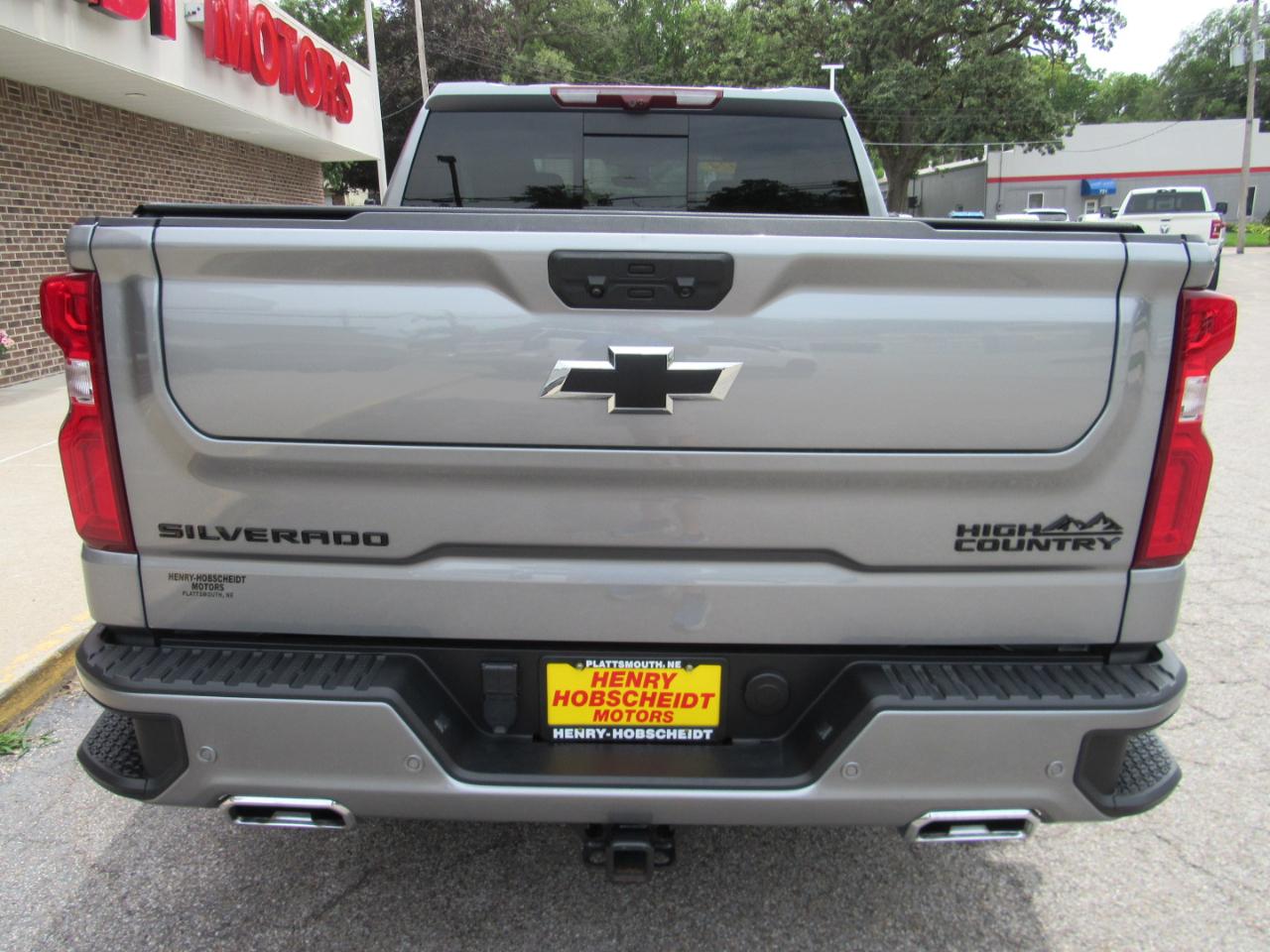 Chevrolet Silverado 1500 High Country Crew Cab 4WD 2024
