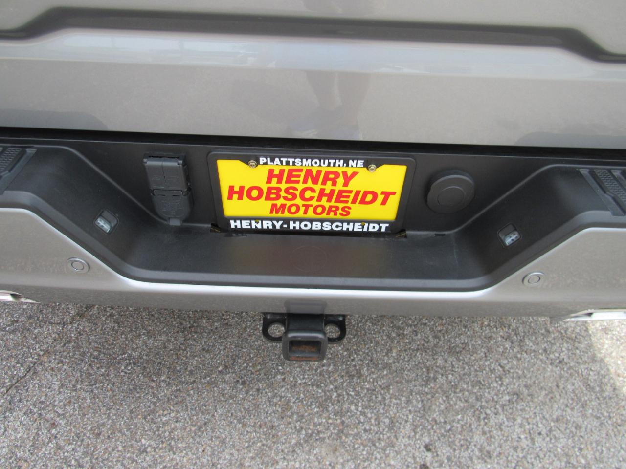 Chevrolet Silverado 1500 High Country Crew Cab 4WD 2024