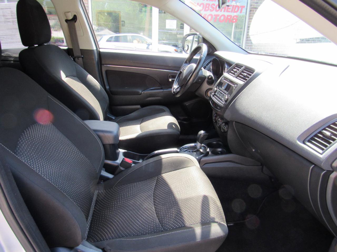 Mitsubishi Outlander Sport ES AWC 2016