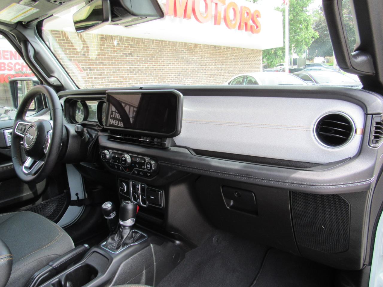 Jeep Wrangler Sahara 4 Door 4x4 2024