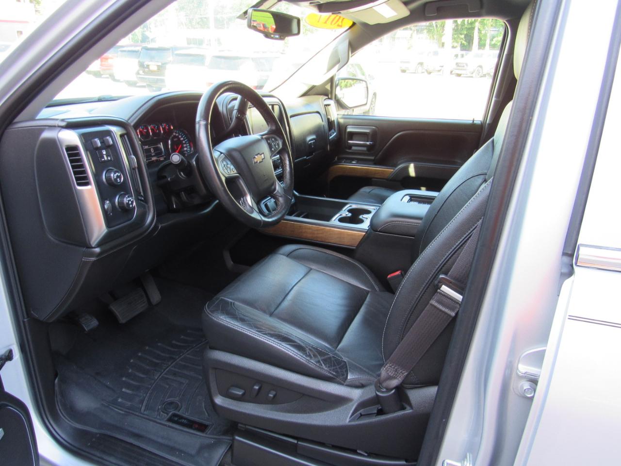 Chevrolet Silverado 1500 LTZ Double Cab 4WD 2017