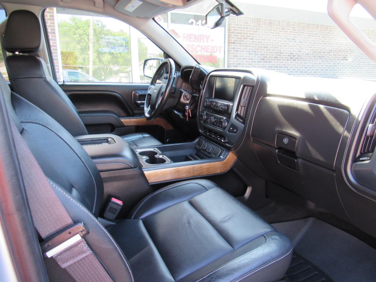 Chevrolet Silverado 1500 LTZ Double Cab 4WD 2017