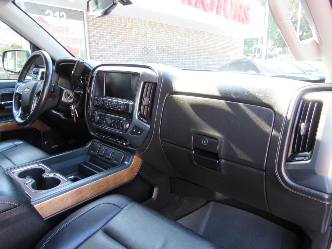 Chevrolet Silverado 1500 LTZ Double Cab 4WD 2017