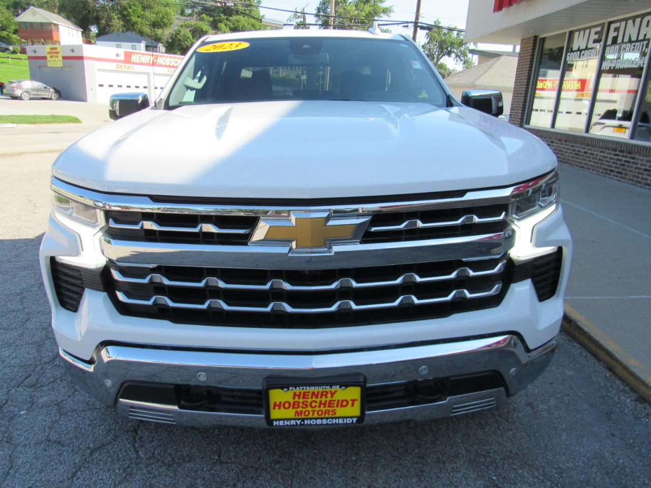 Chevrolet Silverado 1500 LTZ Crew Cab 4WD 2023