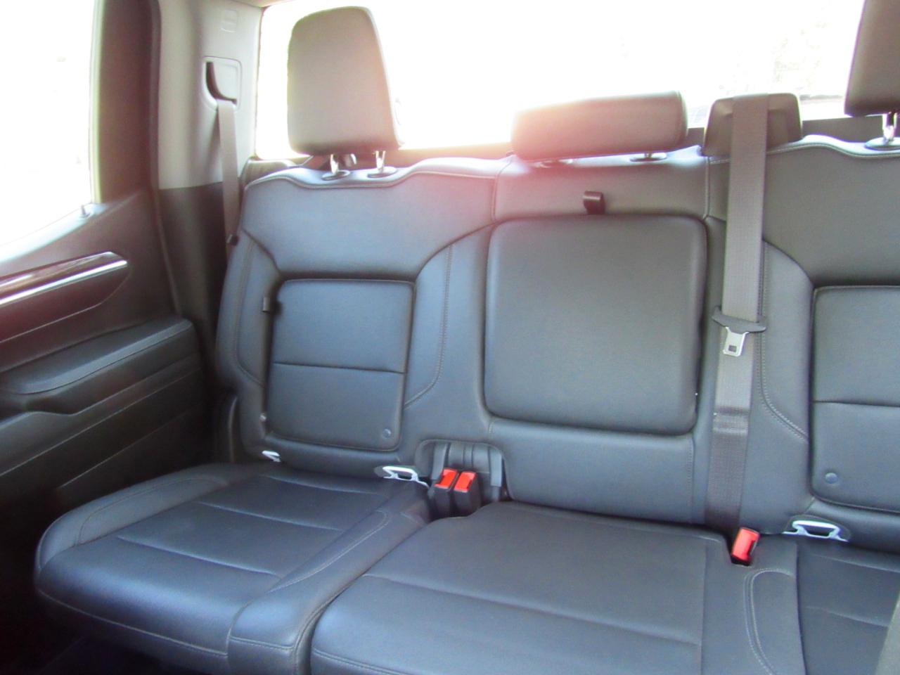 Chevrolet Silverado 1500 LTZ Crew Cab 4WD 2023