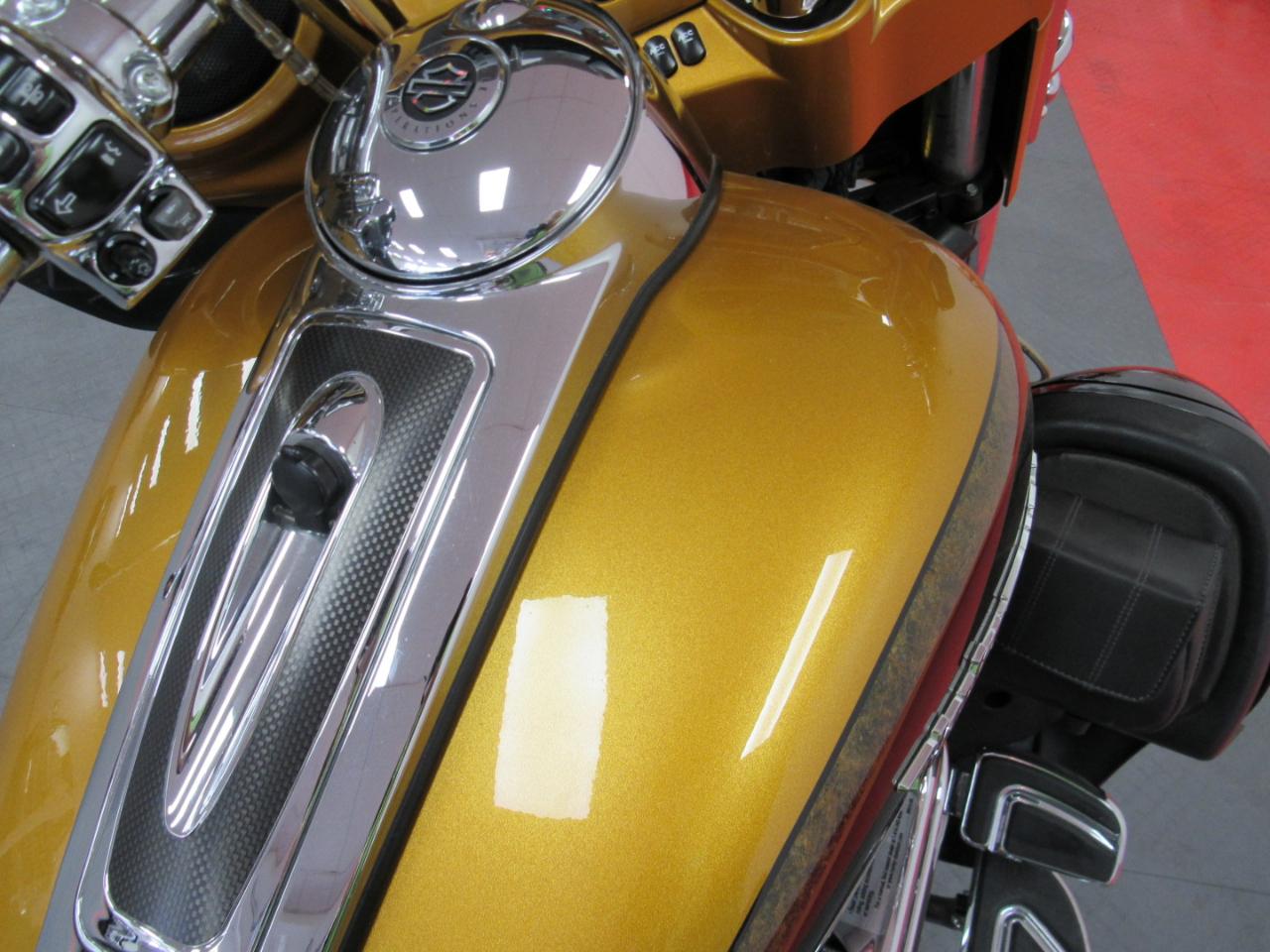 Harley-Davidson CVO Ultra Classic Electra Glide  2015