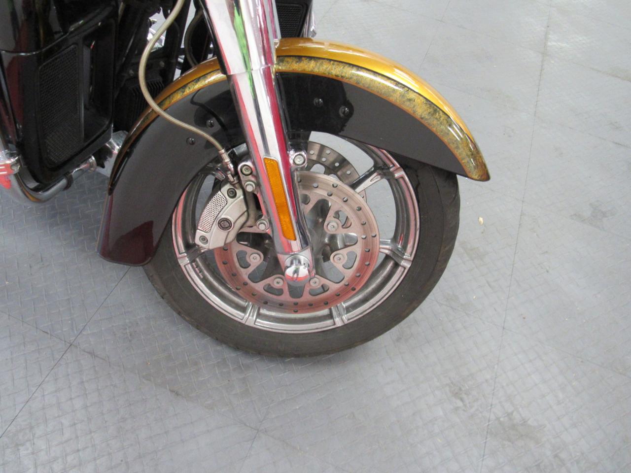 Harley-Davidson CVO Ultra Classic Electra Glide  2015
