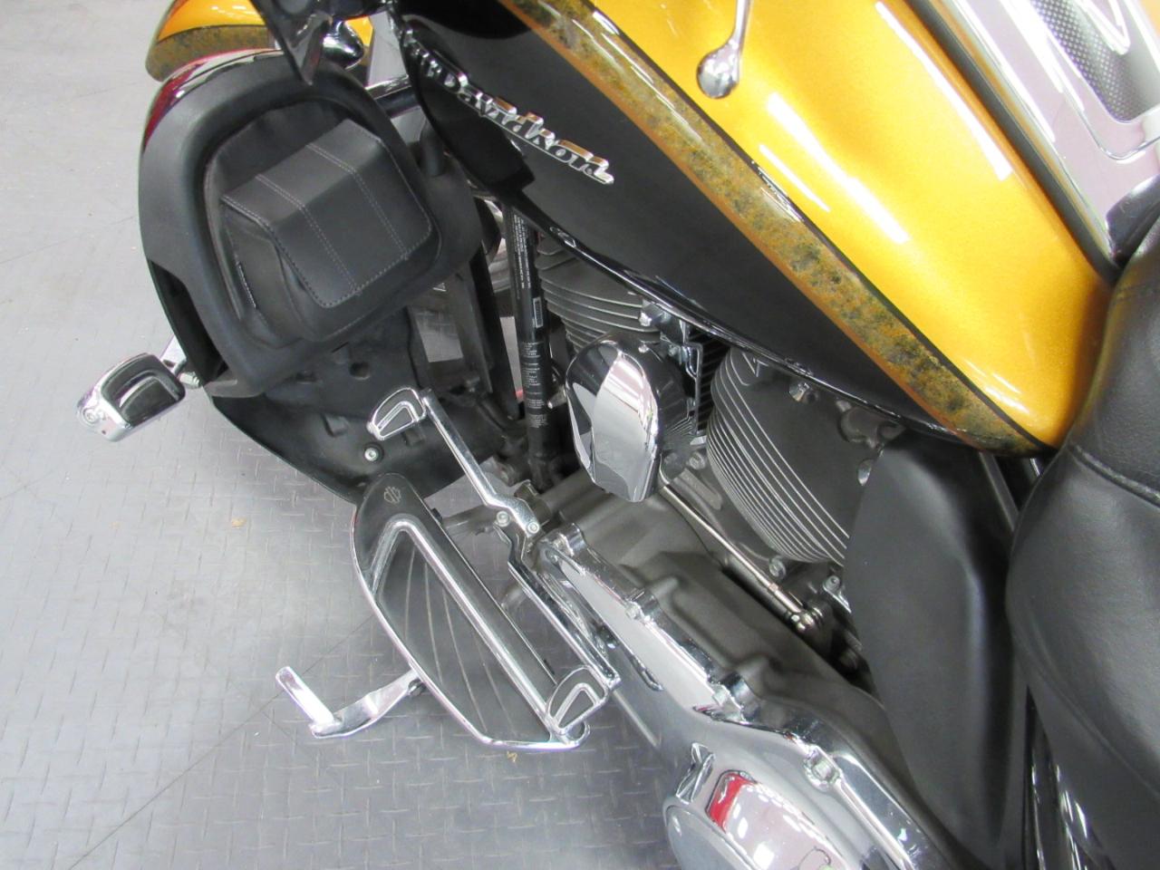 Harley-Davidson CVO Ultra Classic Electra Glide  2015