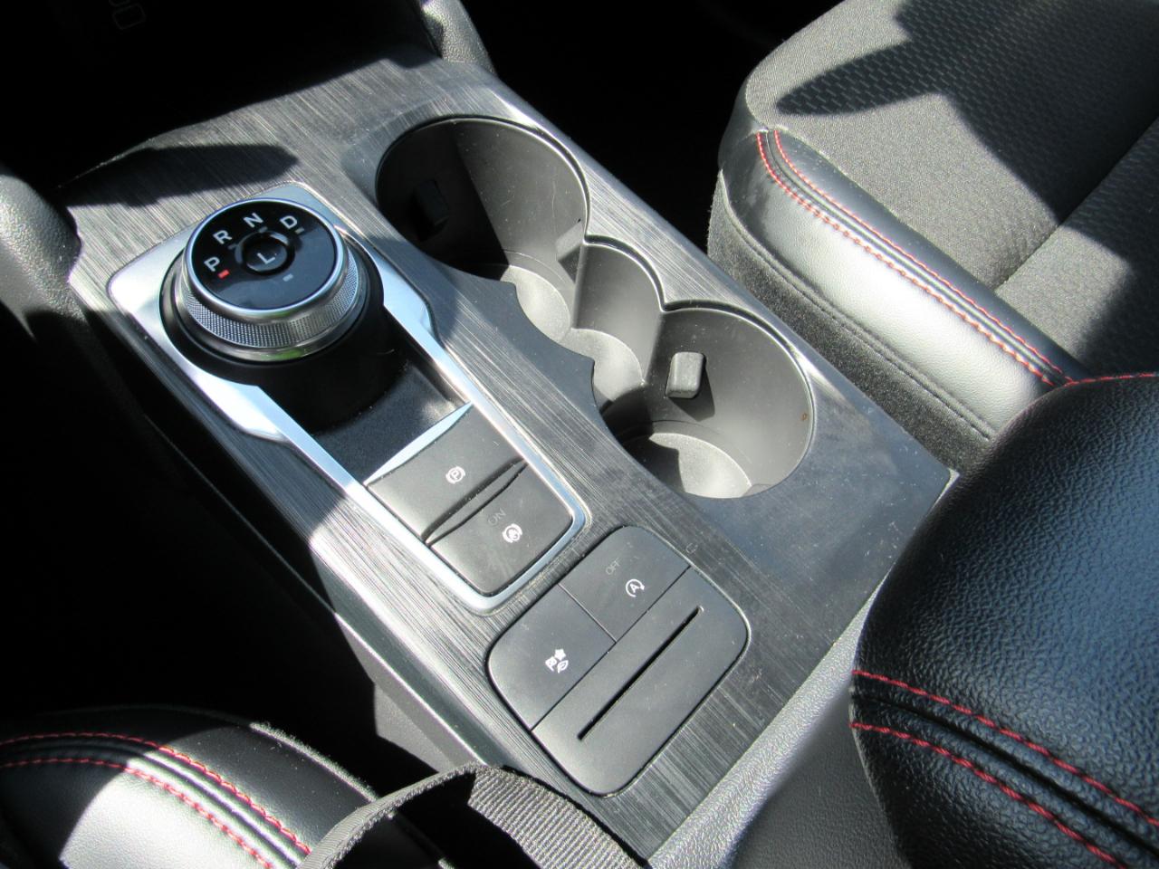 Ford Escape ST-Line FWD 2025