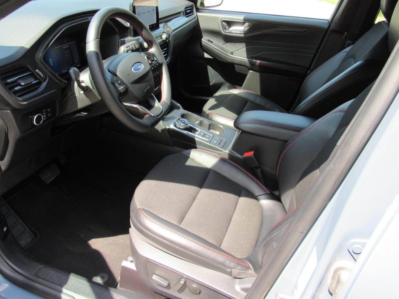 Ford Escape ST-Line FWD 2025