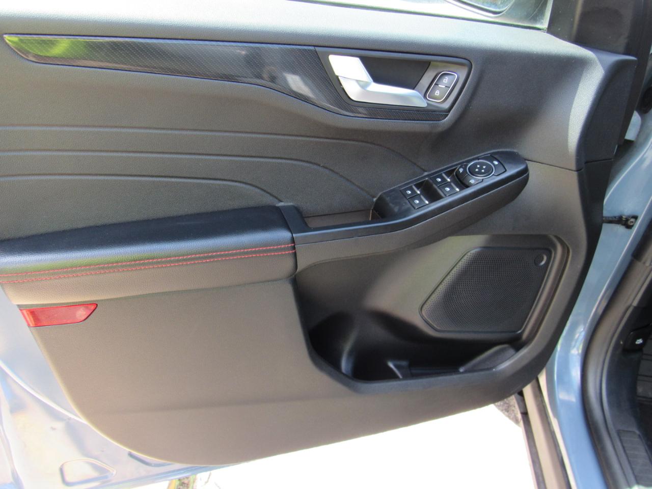 Ford Escape ST-Line FWD 2025