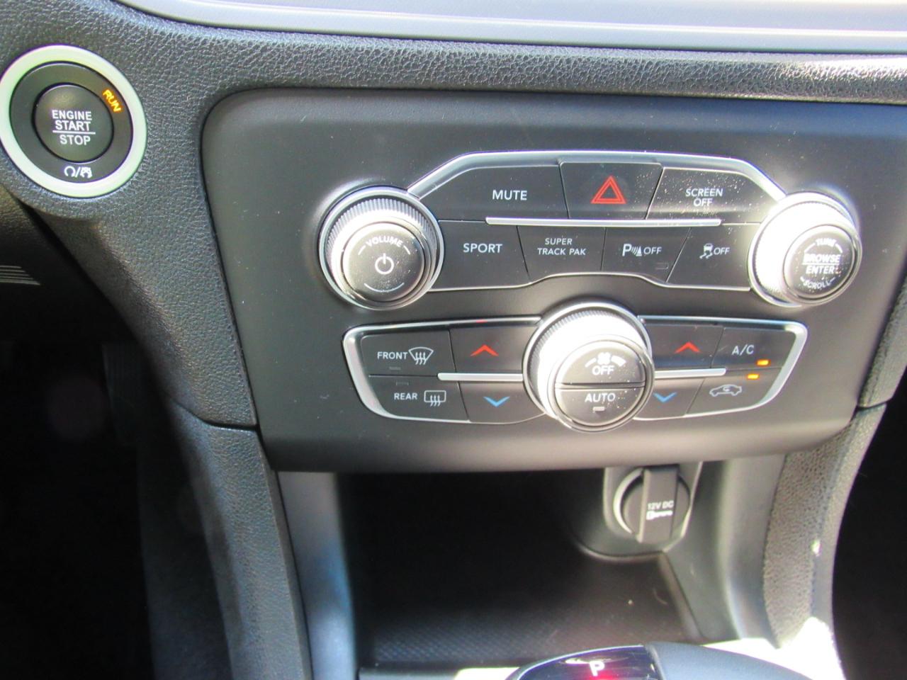 Dodge Charger SXT AWD 2023