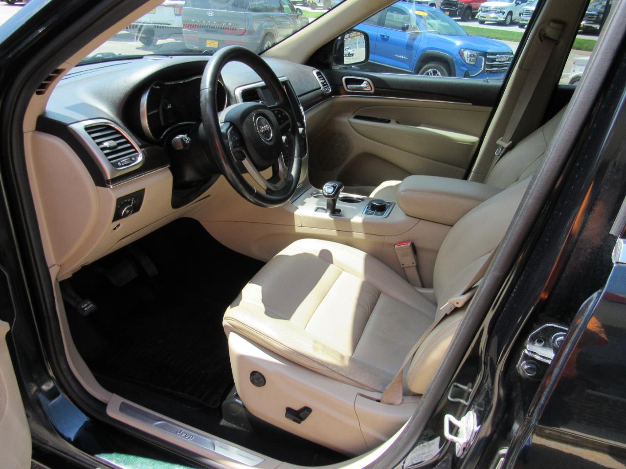 Jeep Grand Cherokee  2014