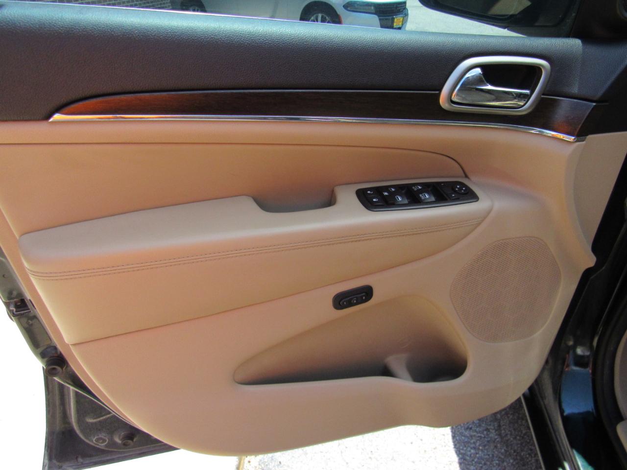 Jeep Grand Cherokee  2014