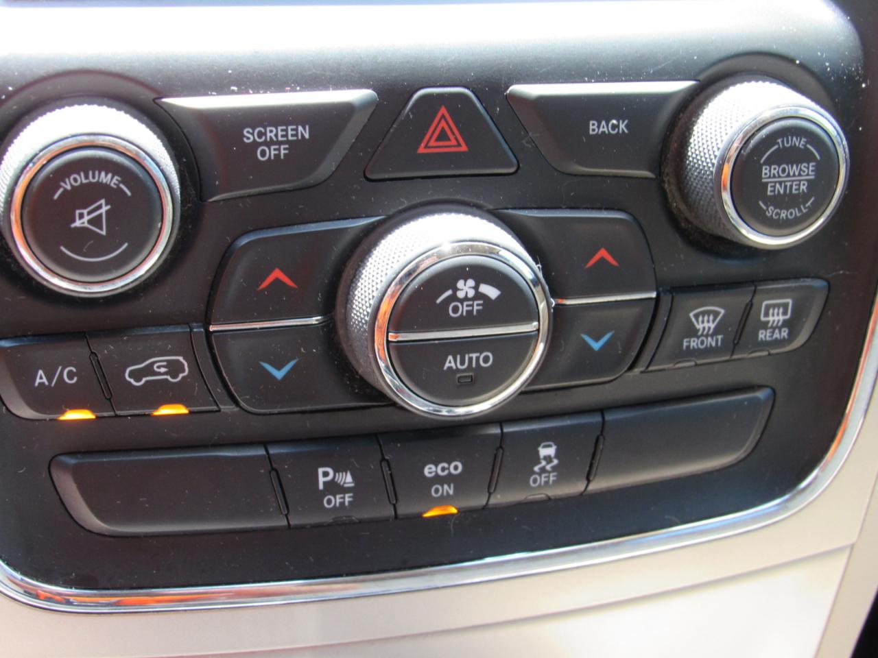 Jeep Grand Cherokee  2014