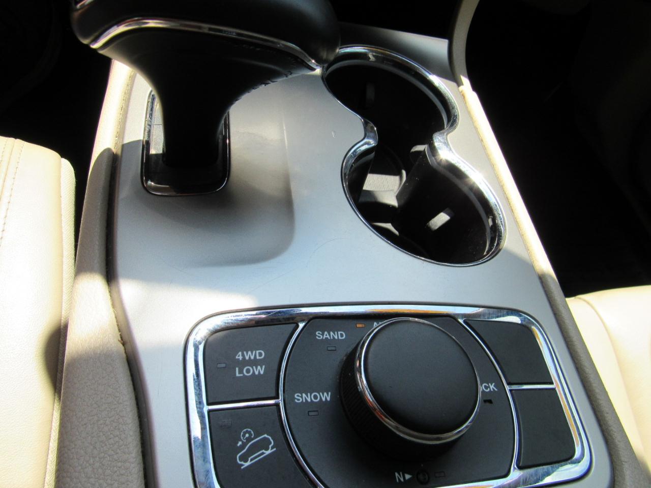 Jeep Grand Cherokee  2014