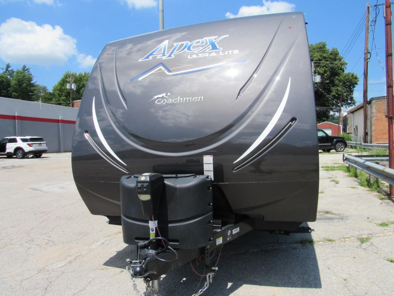 Coachmen Apex Ultra-Lite  2019