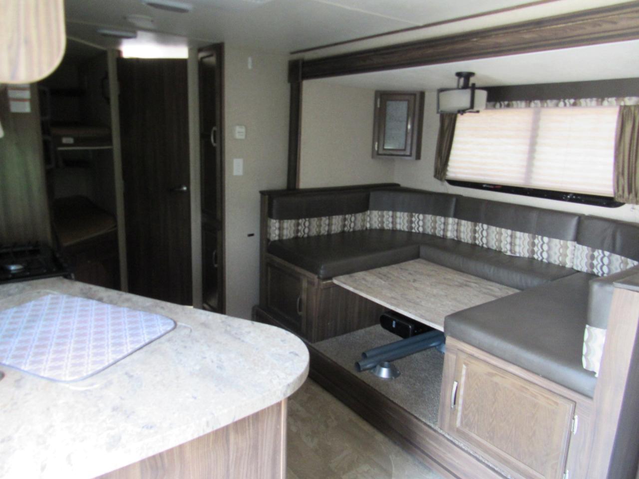 Coachmen Apex Ultra-Lite  2019