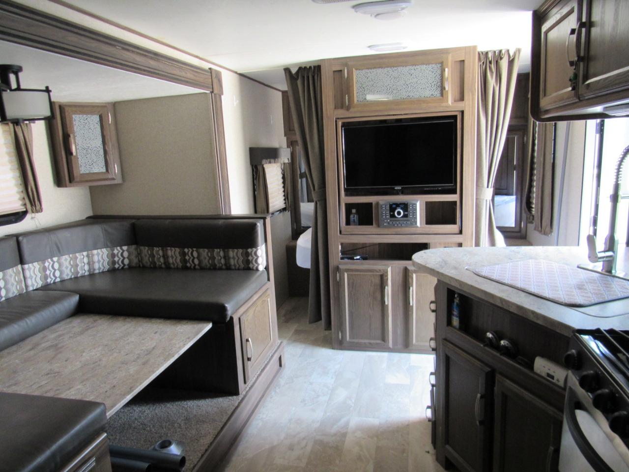 Coachmen Apex Ultra-Lite  2019
