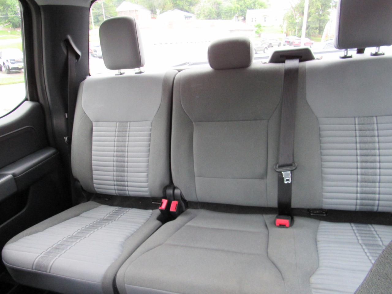 Ford F-150 XLT SuperCrew 4WD 2023