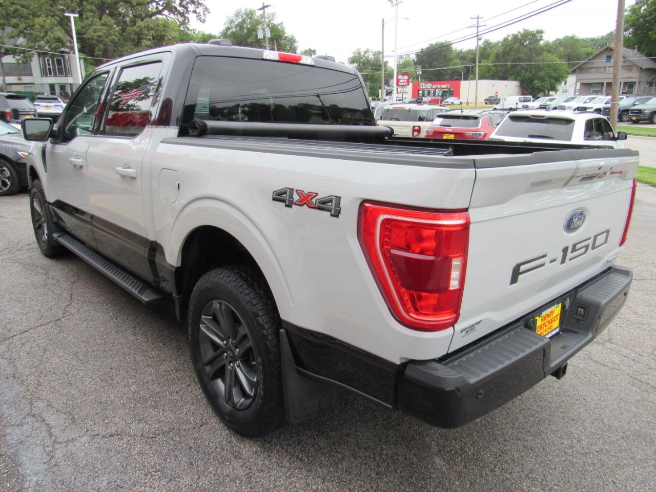 Ford F-150 XLT SuperCrew 4WD 2023