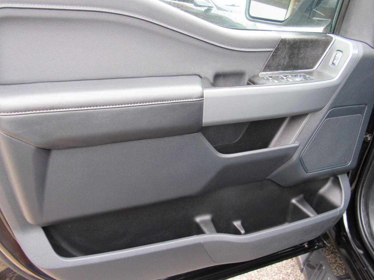 Ford F-150 XLT SuperCrew 4WD 2023