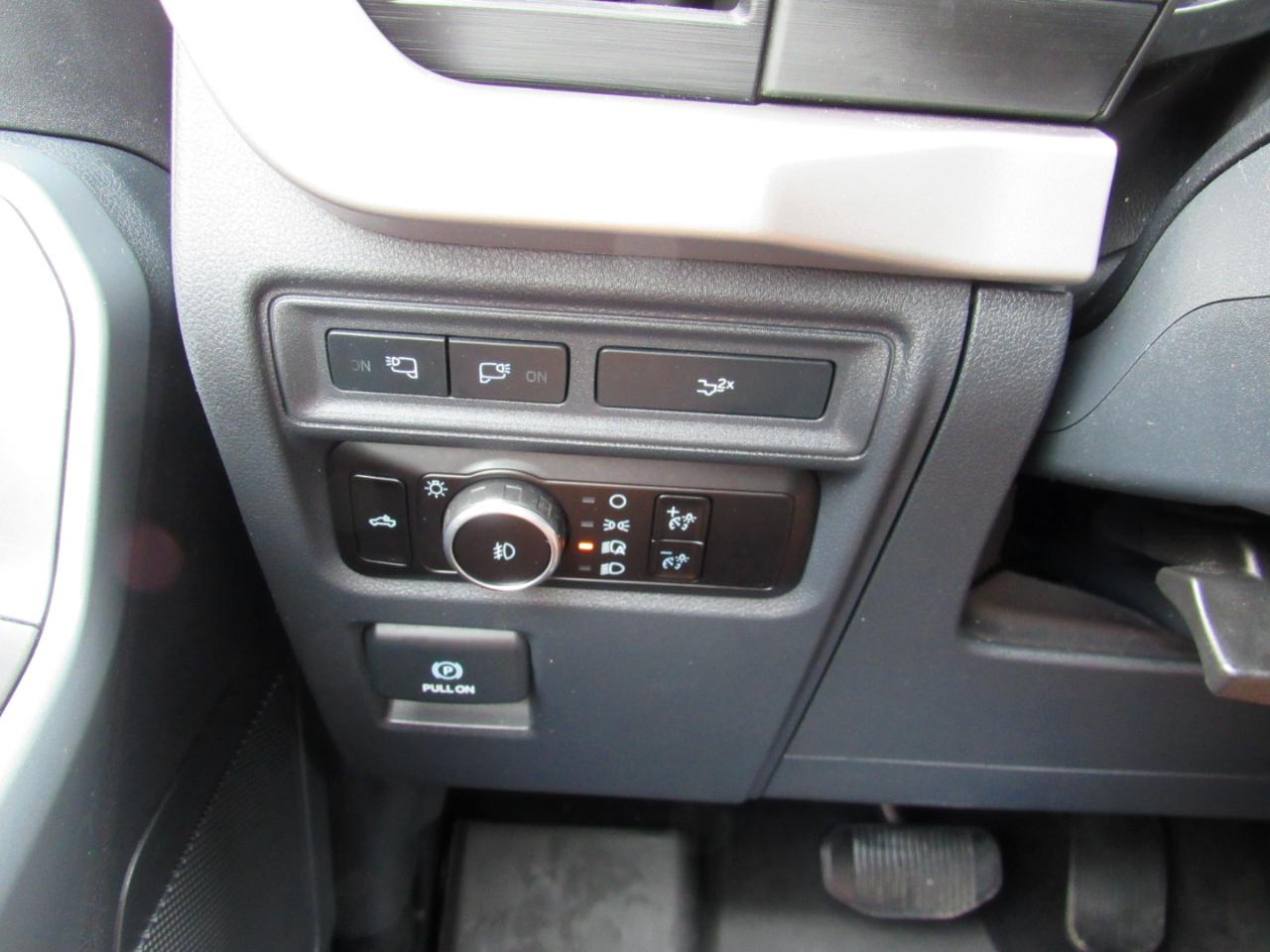 Ford F-150 XLT SuperCrew 4WD 2023