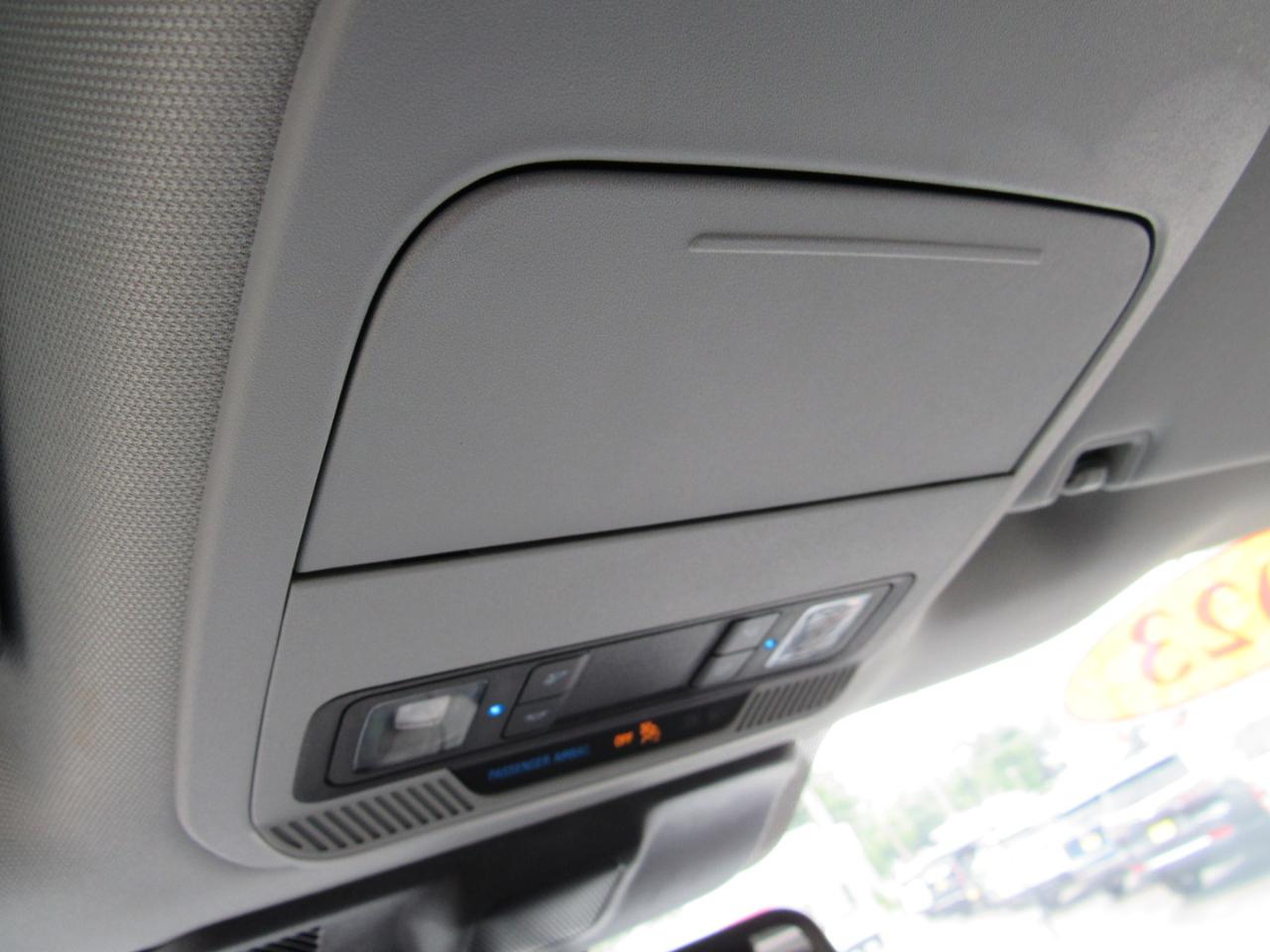 Ford F-150 XLT SuperCrew 4WD 2023