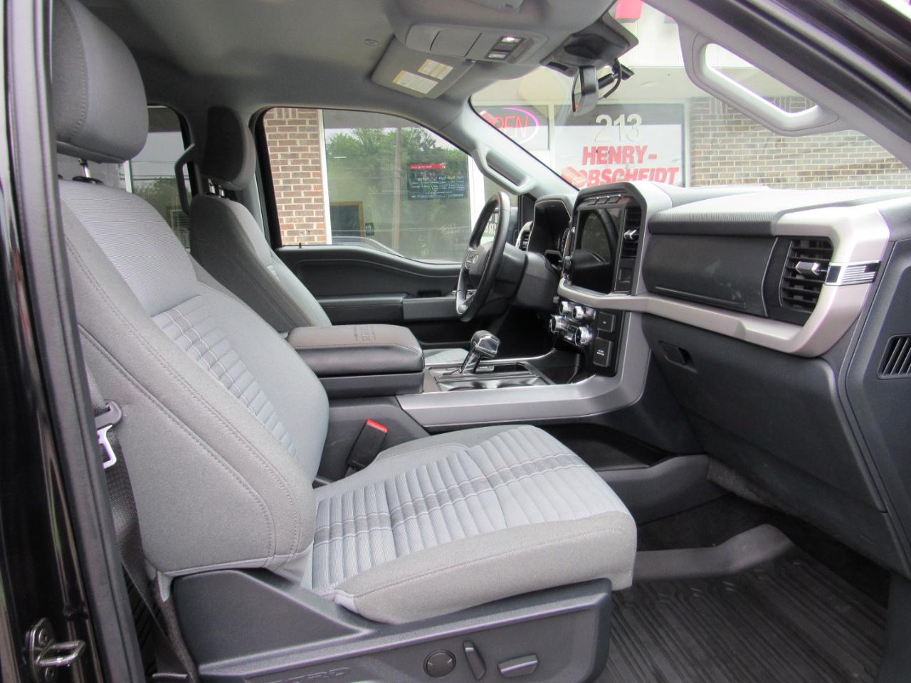 Ford F-150 XLT SuperCrew 4WD 2023