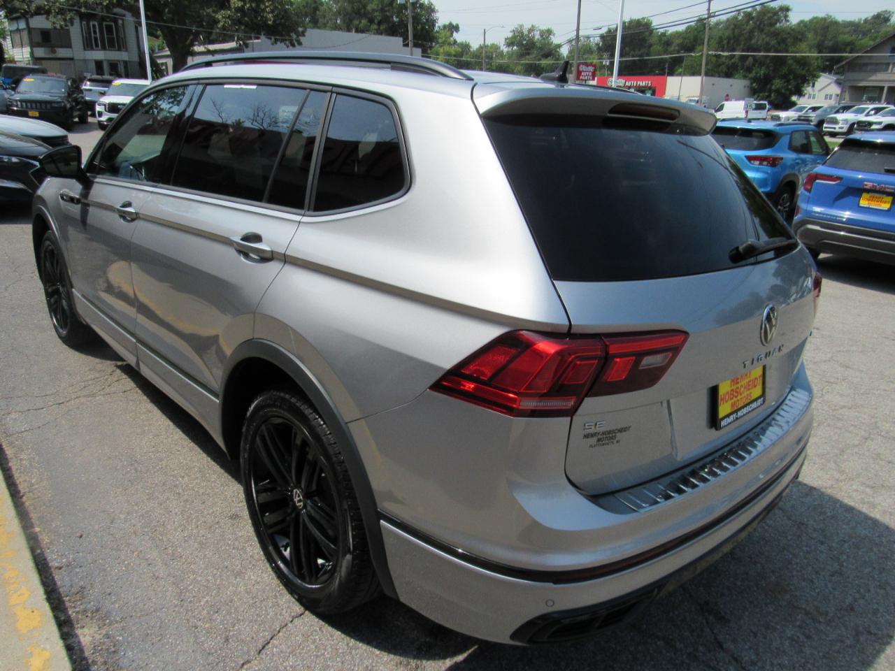 Volkswagen Tiguan 2.0T SE R-Line Black 4MOTION 2022