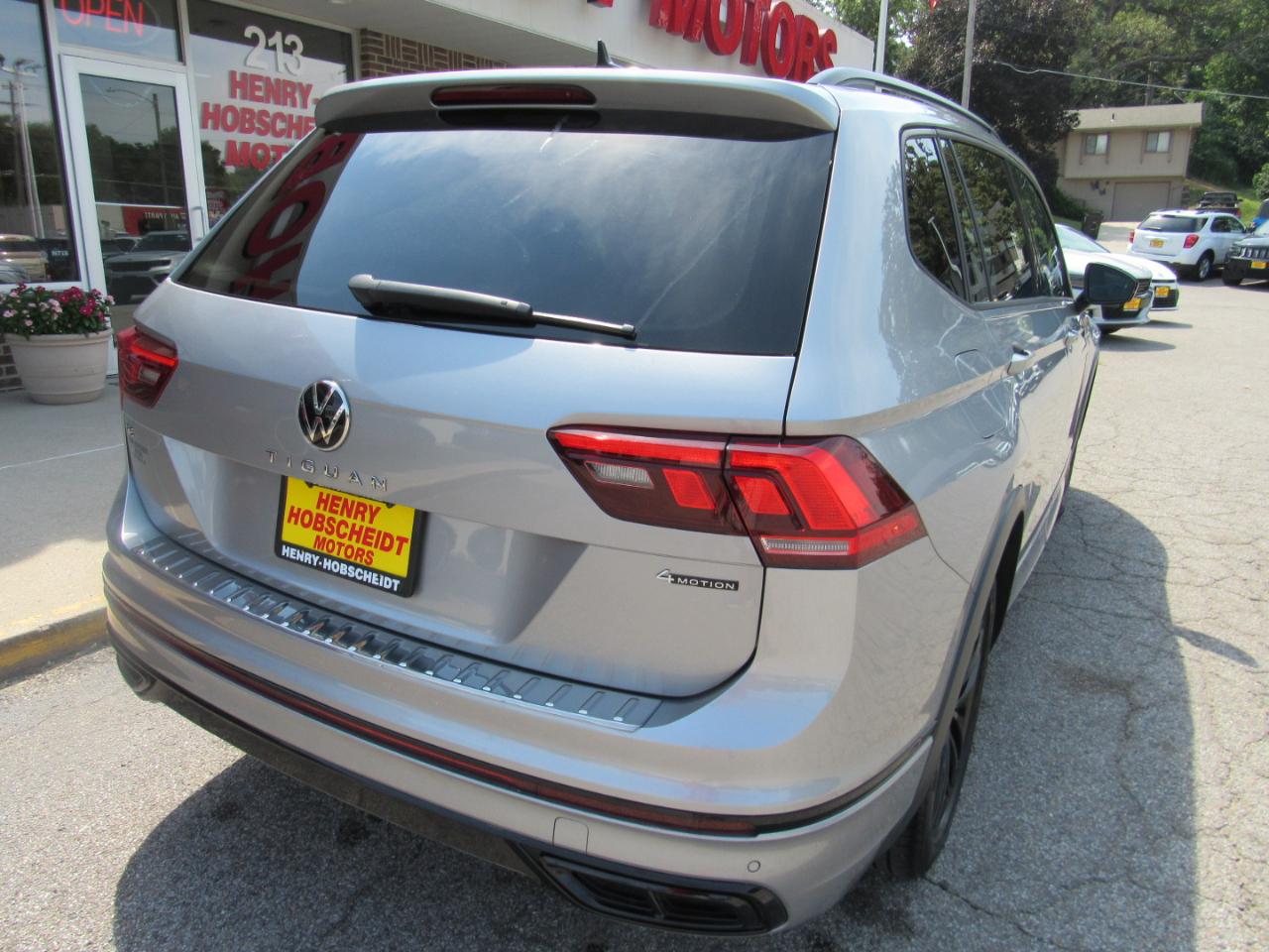 Volkswagen Tiguan 2.0T SE R-Line Black 4MOTION 2022