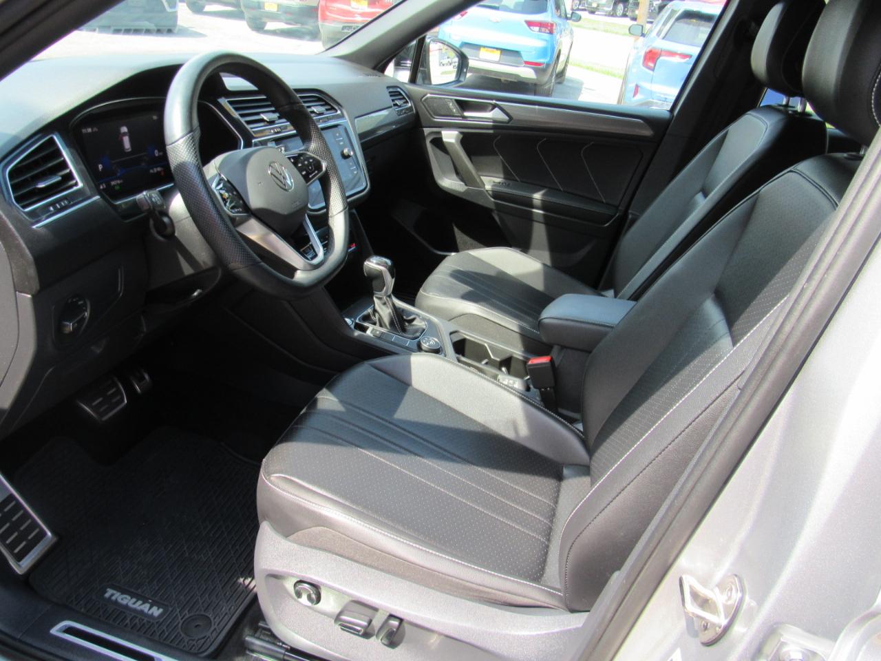 Volkswagen Tiguan 2.0T SE R-Line Black 4MOTION 2022