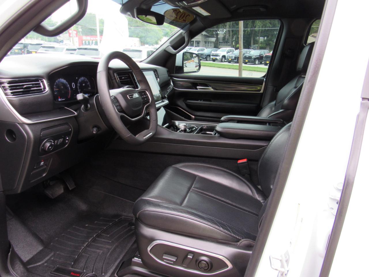 Jeep Wagoneer Series I 4x4 2022