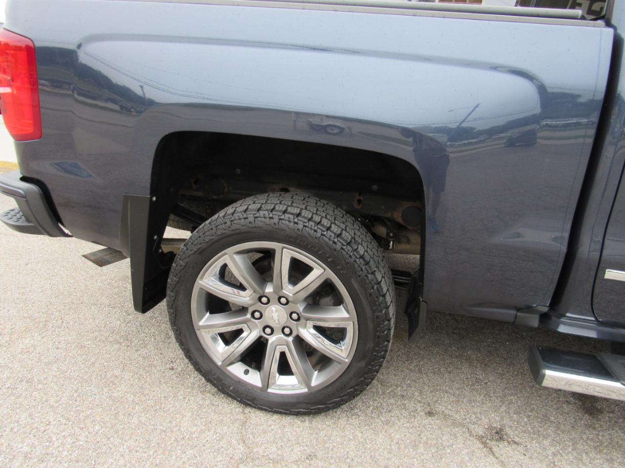 Chevrolet Silverado 1500 LTZ Crew Cab 4WD 2018