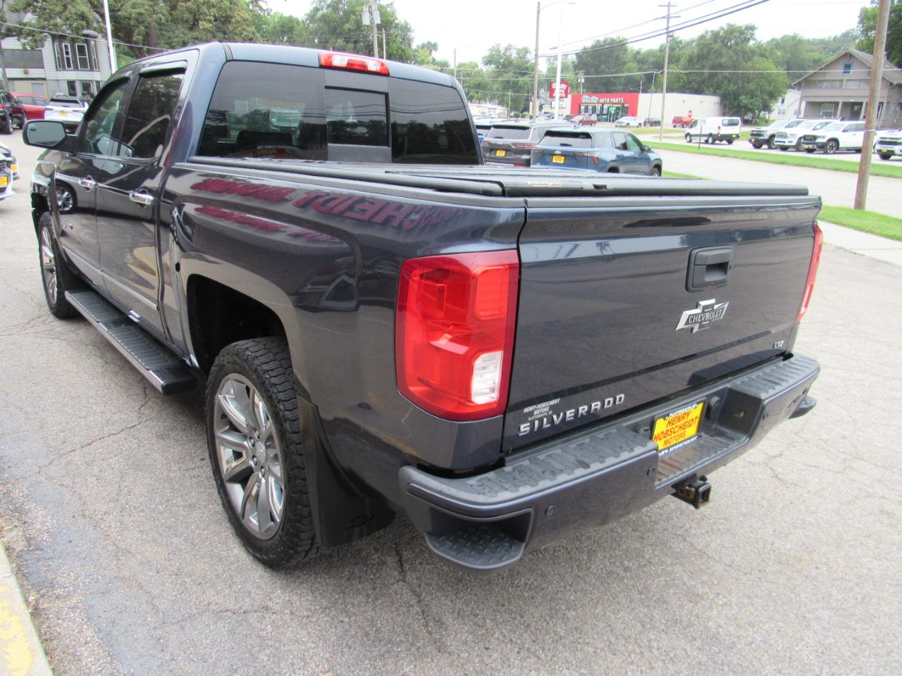 Chevrolet Silverado 1500 LTZ Crew Cab 4WD 2018