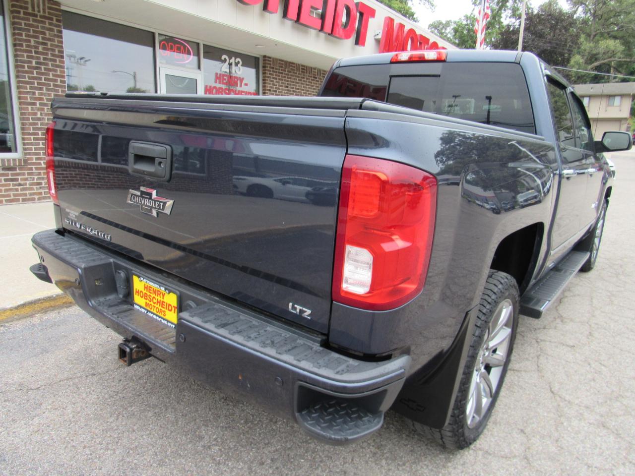 Chevrolet Silverado 1500 LTZ Crew Cab 4WD 2018