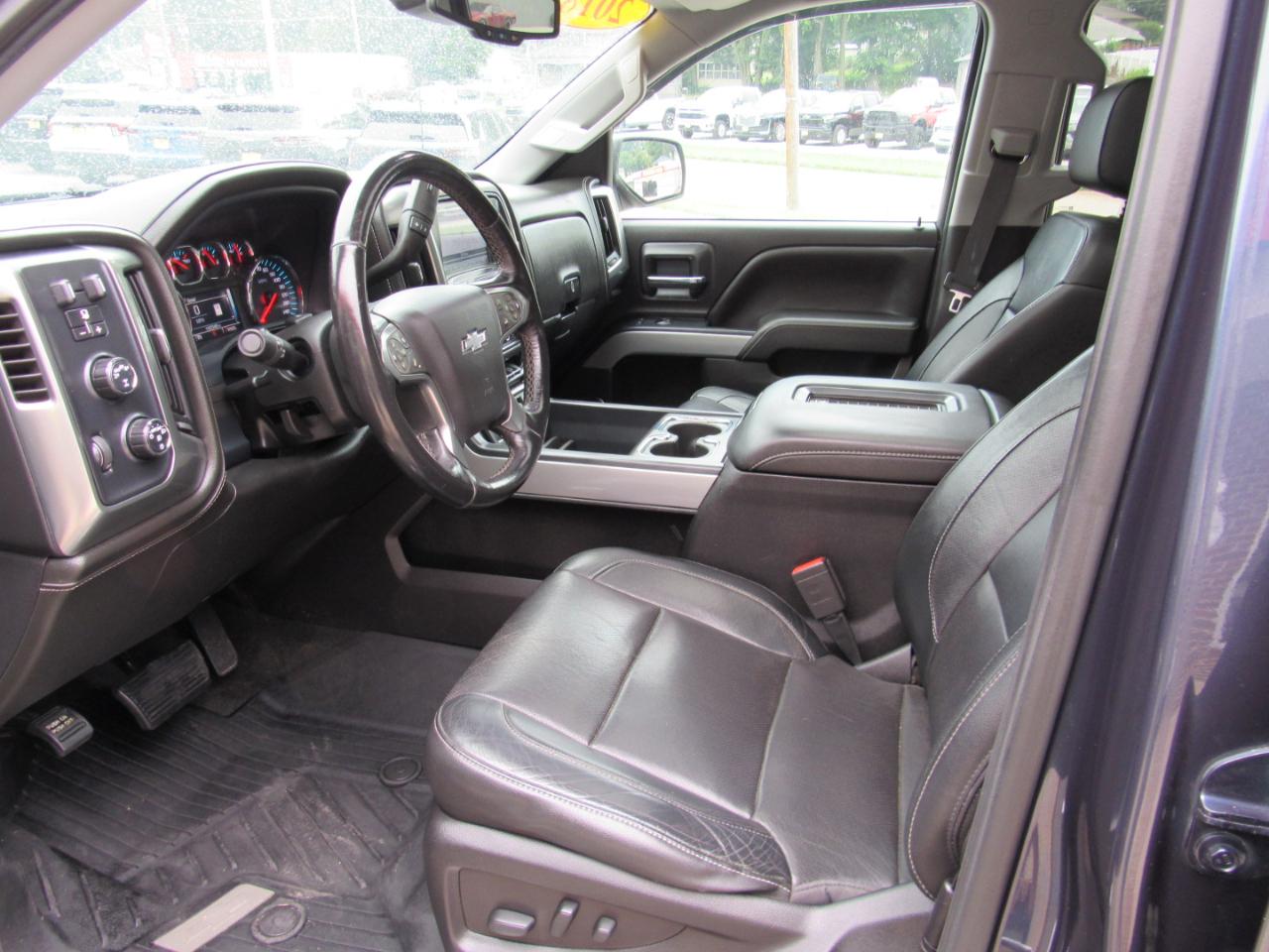 Chevrolet Silverado 1500 LTZ Crew Cab 4WD 2018