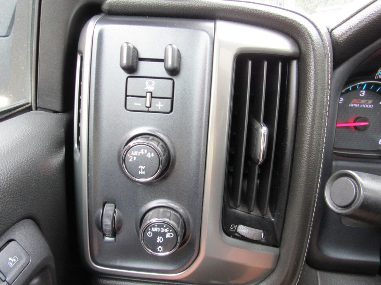 Chevrolet Silverado 1500 LTZ Crew Cab 4WD 2018