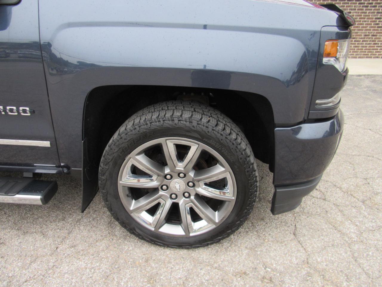 Chevrolet Silverado 1500 LTZ Crew Cab 4WD 2018