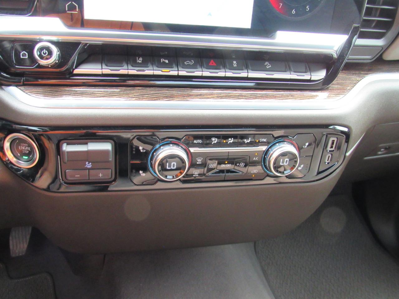 GMC Sierra 2500HD SLE Regular Cab 4WD 2025
