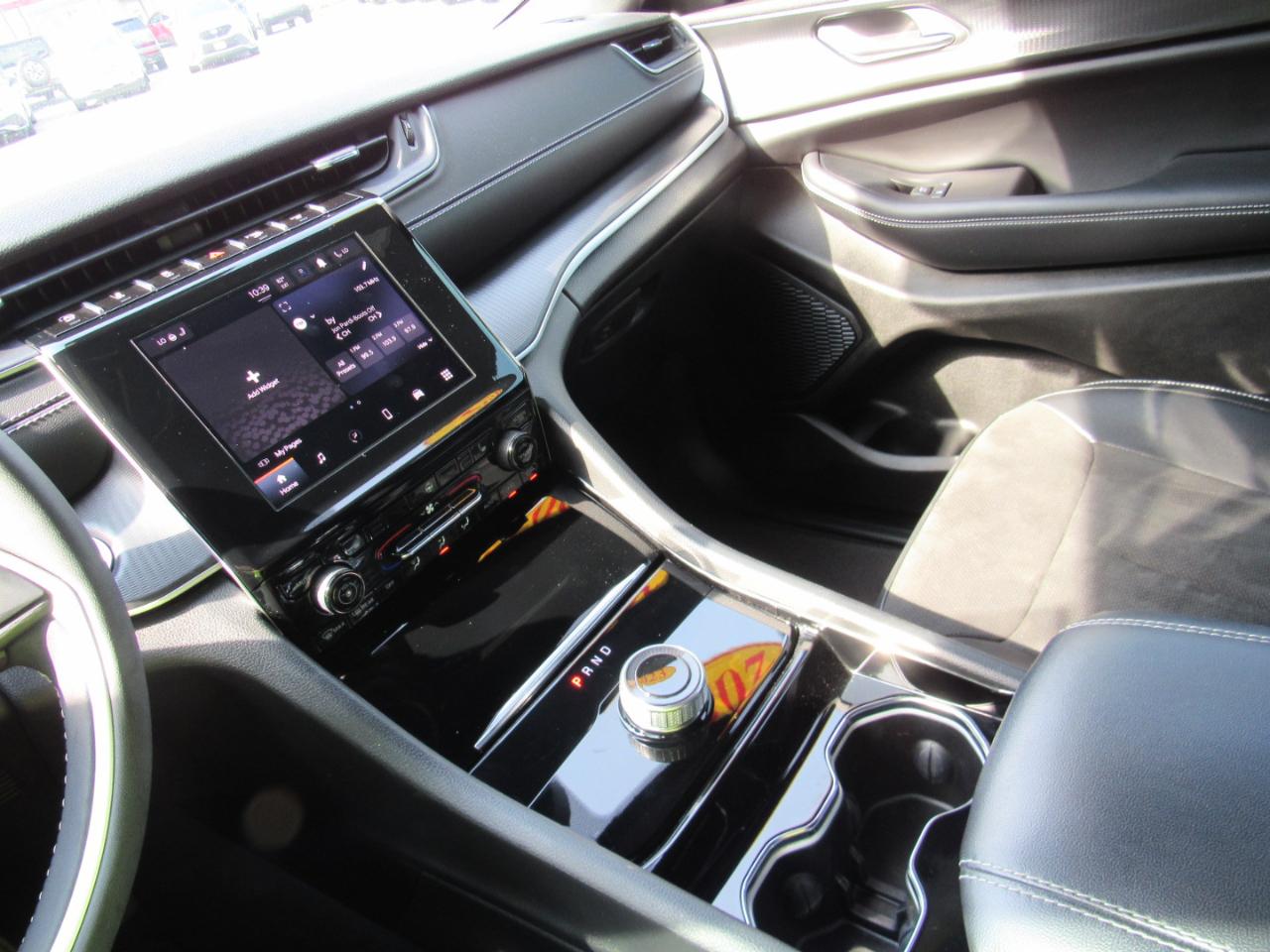 Jeep Grand Cherokee  2023