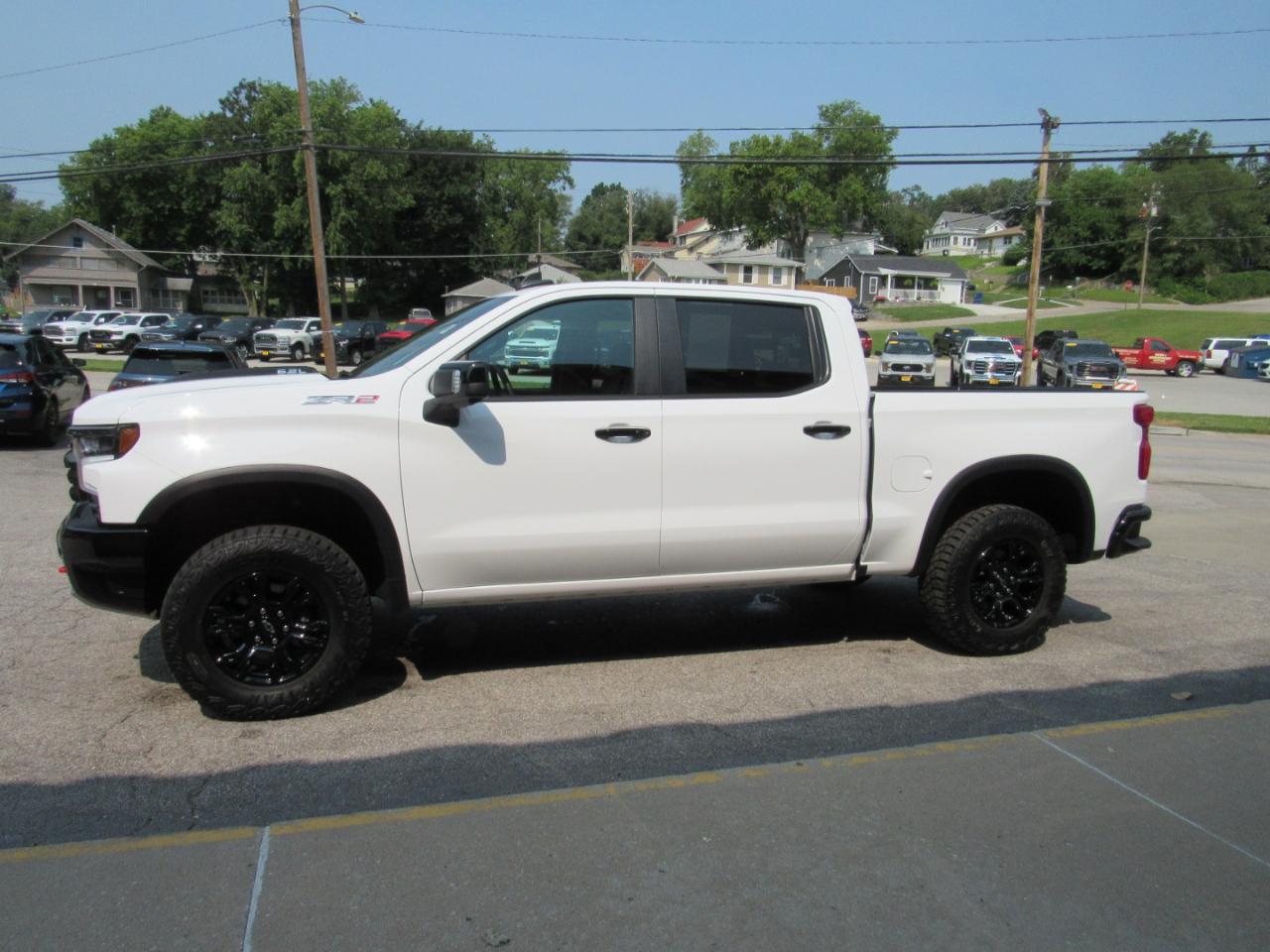 Chevrolet Silverado 1500 ZR2 Crew Cab 4WD 2025